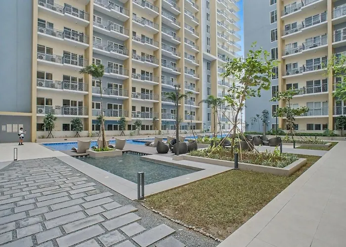 Sunset Retreat - 4 Bedroom Near Solaire 14pax Apartamento